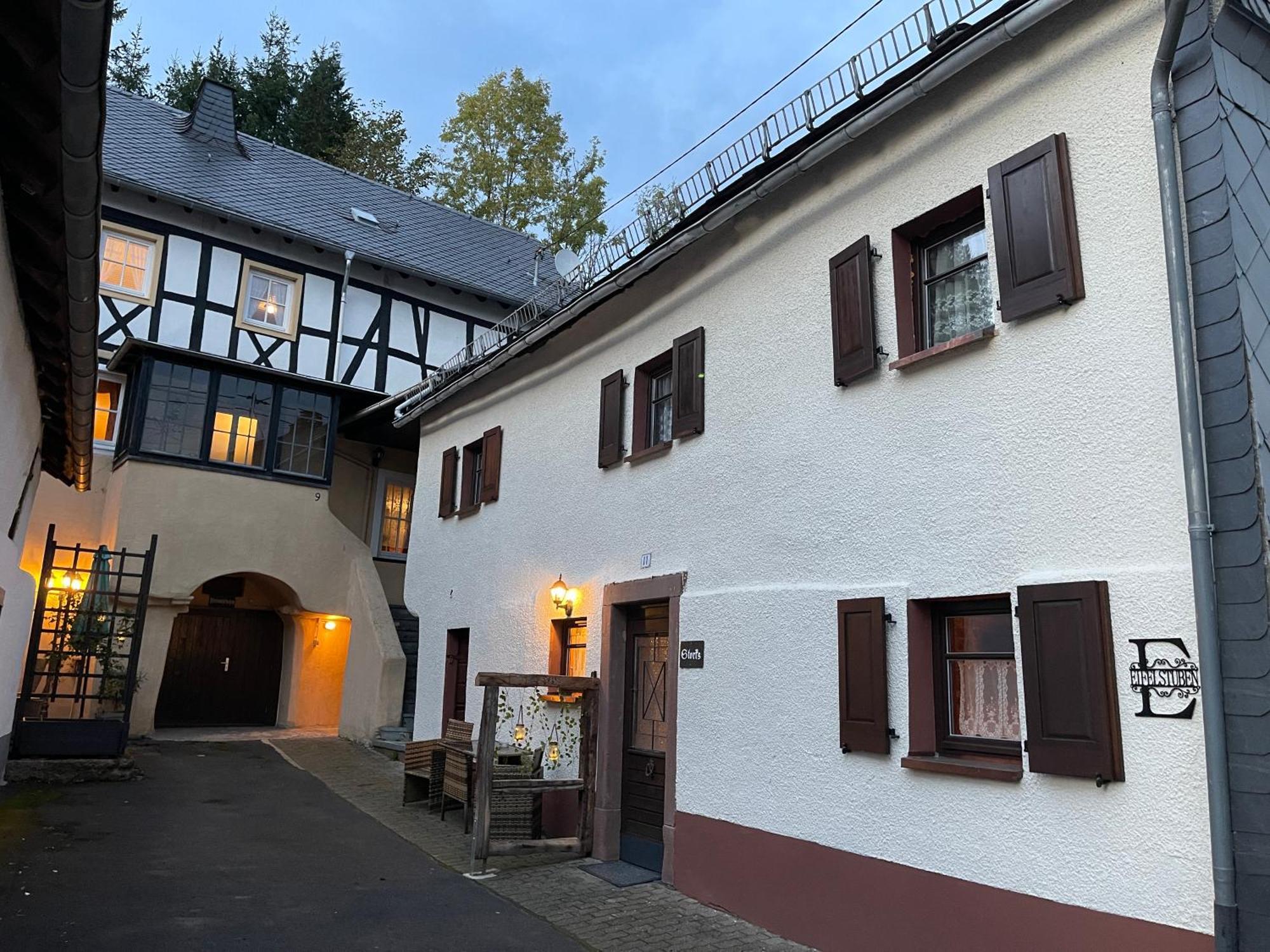 Ferienhaus Eifelstuben Mit Charme - Bauernstube Vulkaneifel - Naehe See Und Burgruine Ulmen Екстер'єр фото
